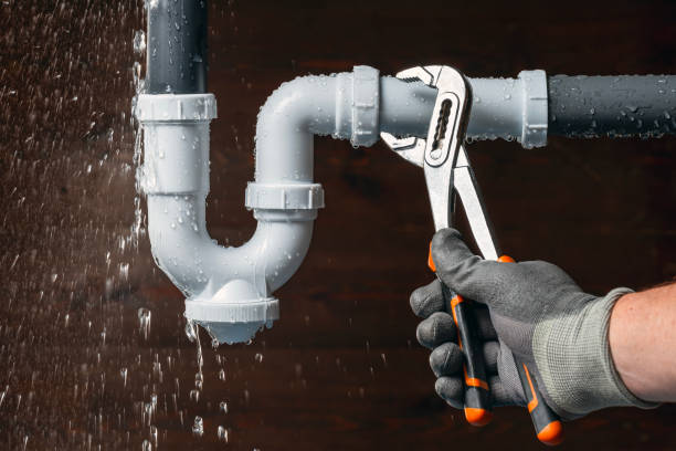 Professional Plumbing technician working in Corsicana, TX